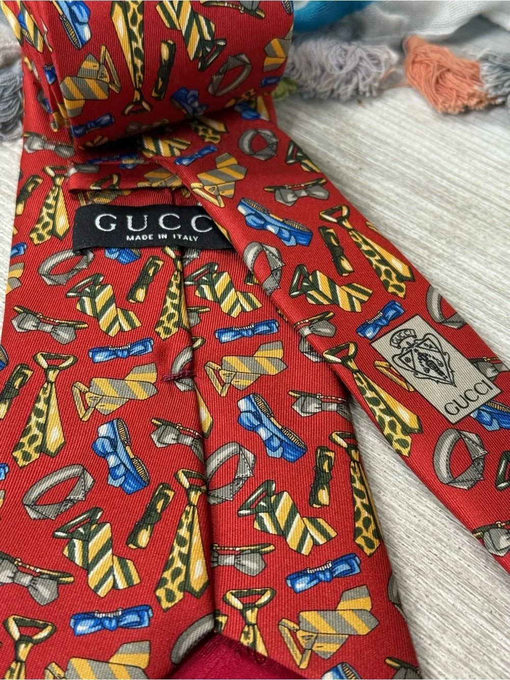 Men’s Gucci Italy 100% Silk Tie